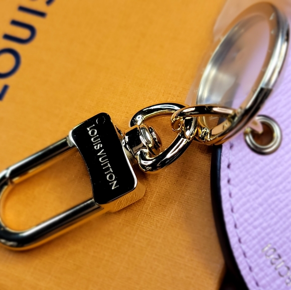 New LOUIS VUITTON Christmas 2021 Animation,Japan Bag Charm & Key Holder,Limited - Picture 2 of 16